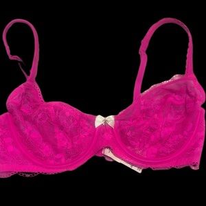 NWT Victorias Secret- Hot Pink Lace Demi Bra-34C